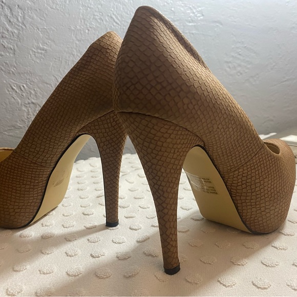 Just Fab Tan Reptile Print Skyla Heel - Picture 9 of 16